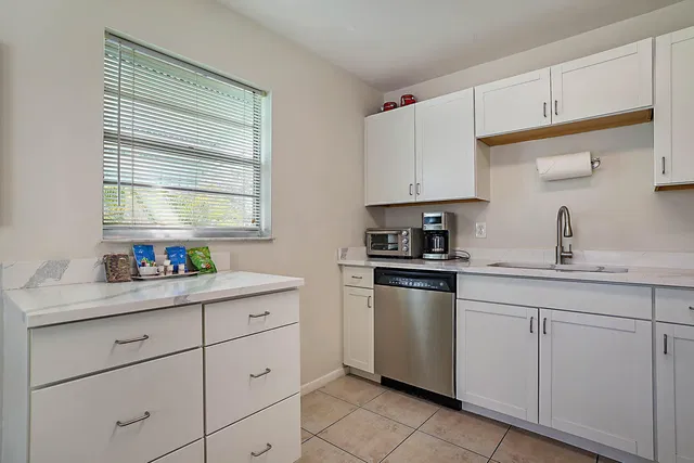 Residence photo 11
