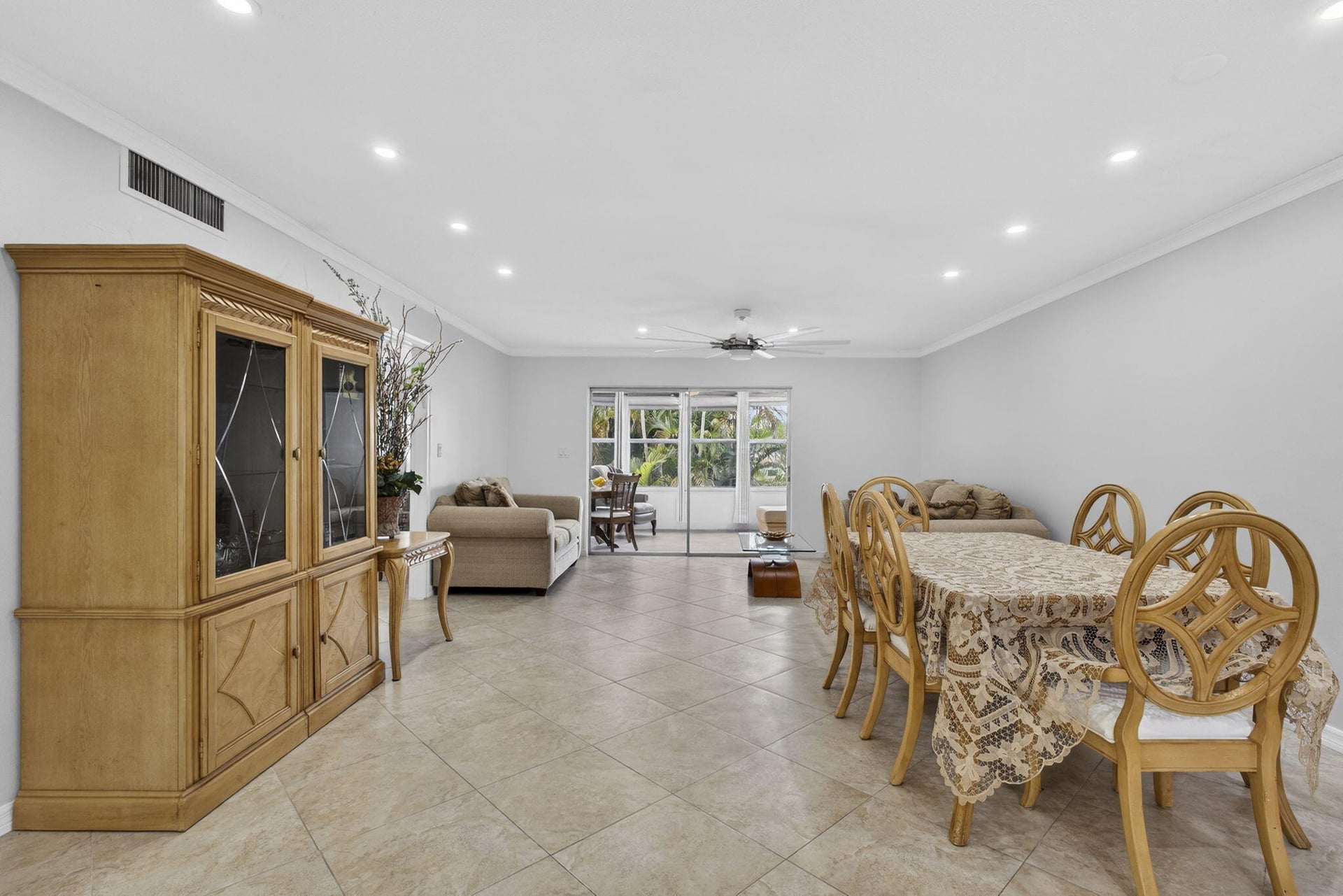 Residence photo 6