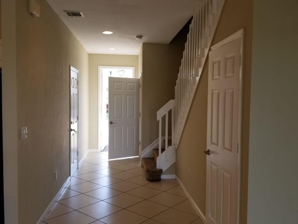  Residence photo 4