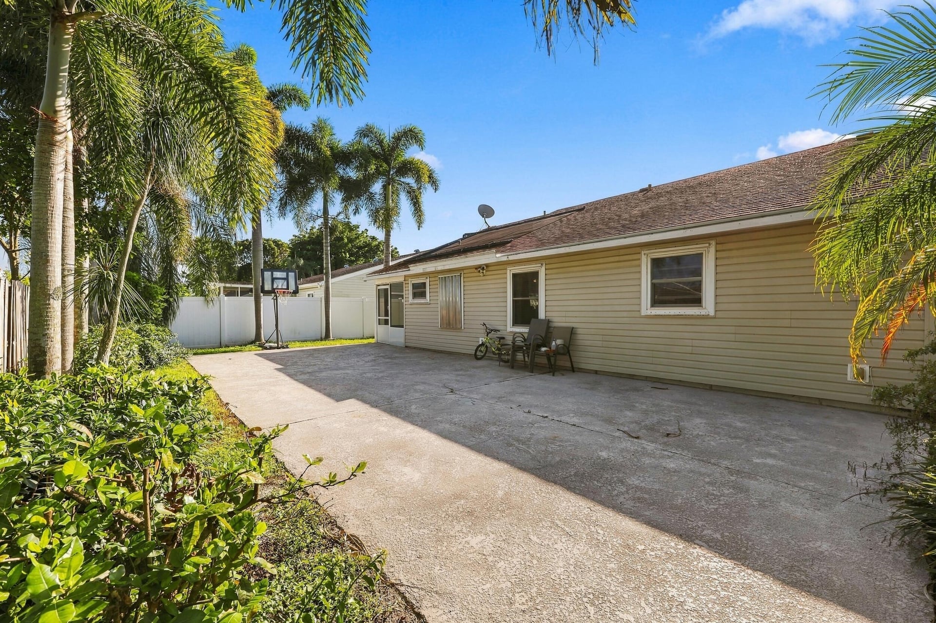  Residence photo 24