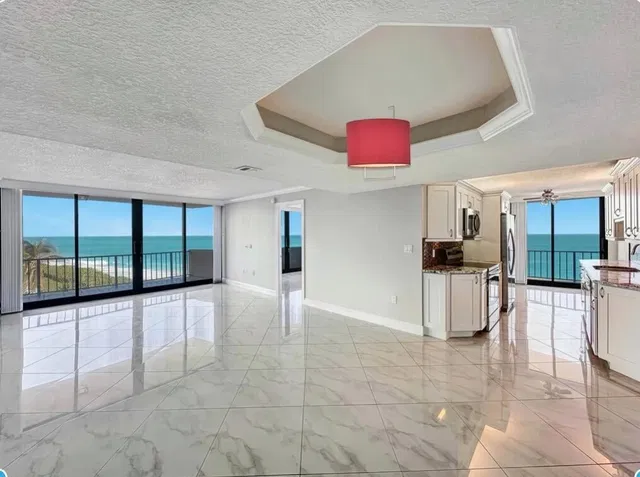 Singer Island Unit 1-501 photo 2