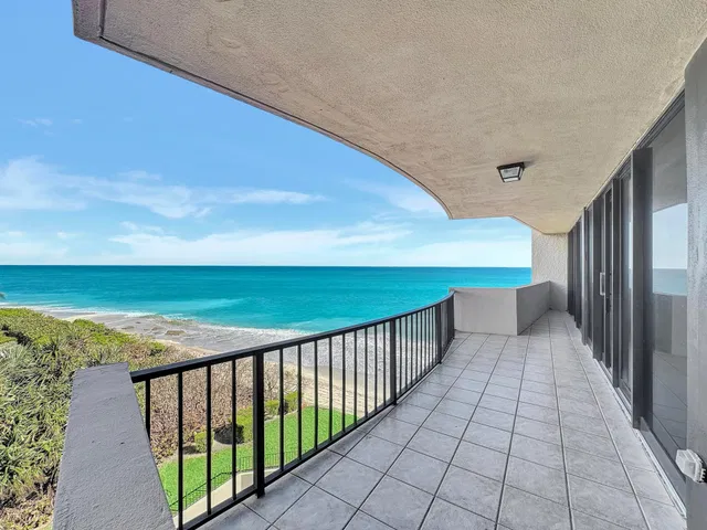 Singer Island Unit 1-501 photo 3