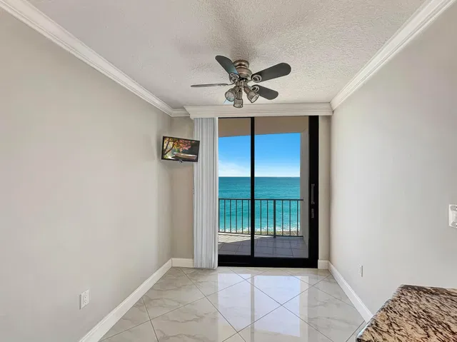 Singer Island Unit 1-501 photo 8