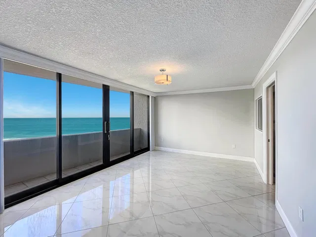 Singer Island Unit 1-501 photo 12