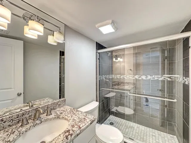 Singer Island Unit 1-501 photo 15