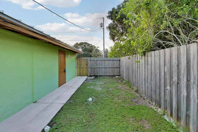 Jupiter River Estates Residence photo 35