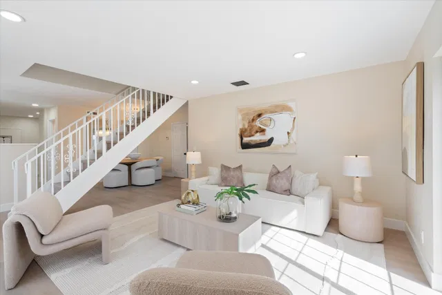 Residence photo 5