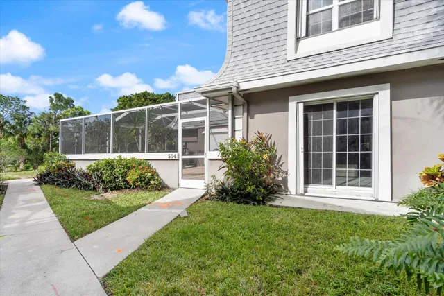 Residence photo 24