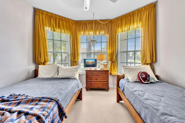 Residence photo 21