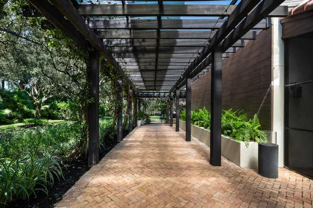 Residence photo 41