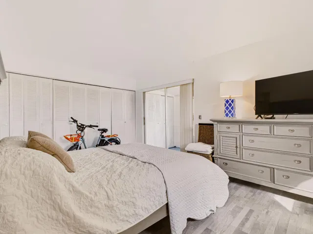 Residence photo 13