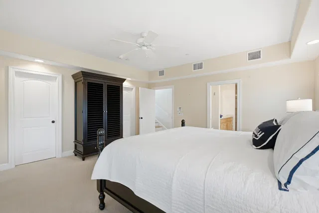 Residence photo 37
