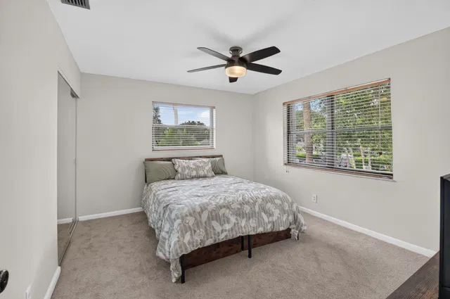 Unit 272B photo 11