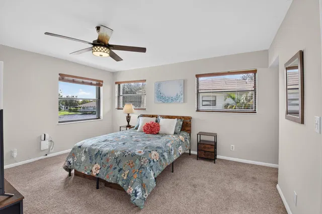 Unit 272B photo 13