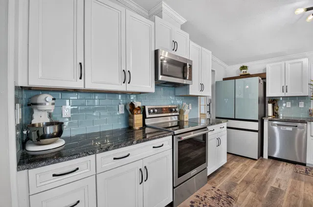Residence photo 9
