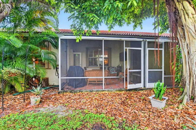 Residence photo 23
