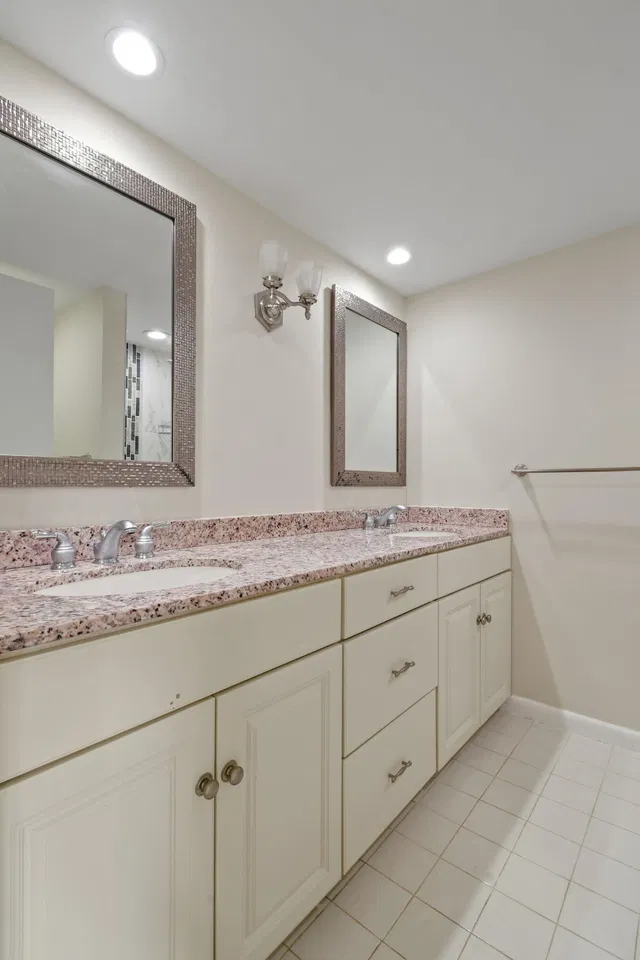 Residence photo 32
