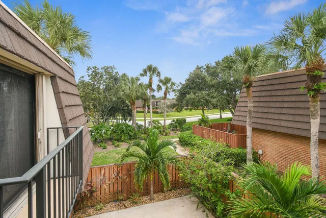 Residence photo 46