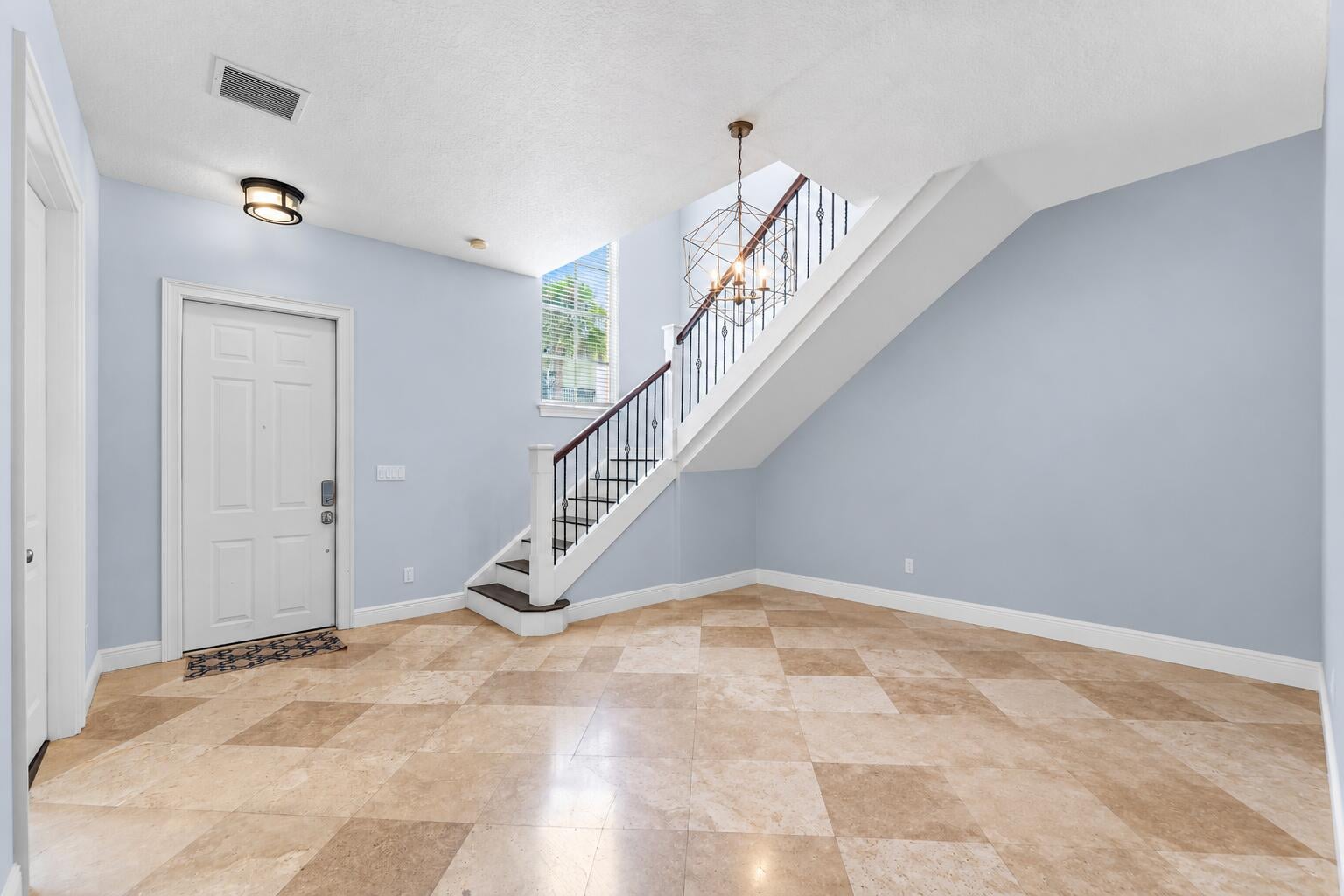 Residence photo 6