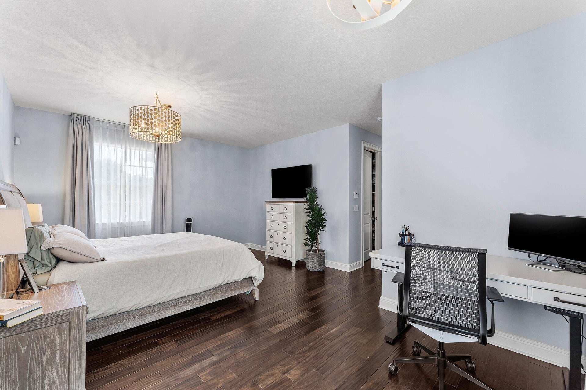 Residence photo 26