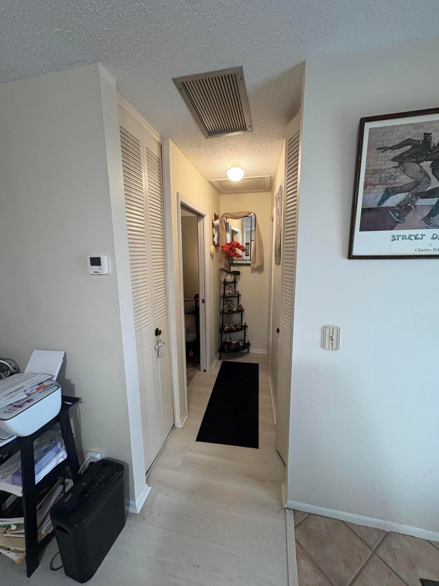 Unit E photo 15