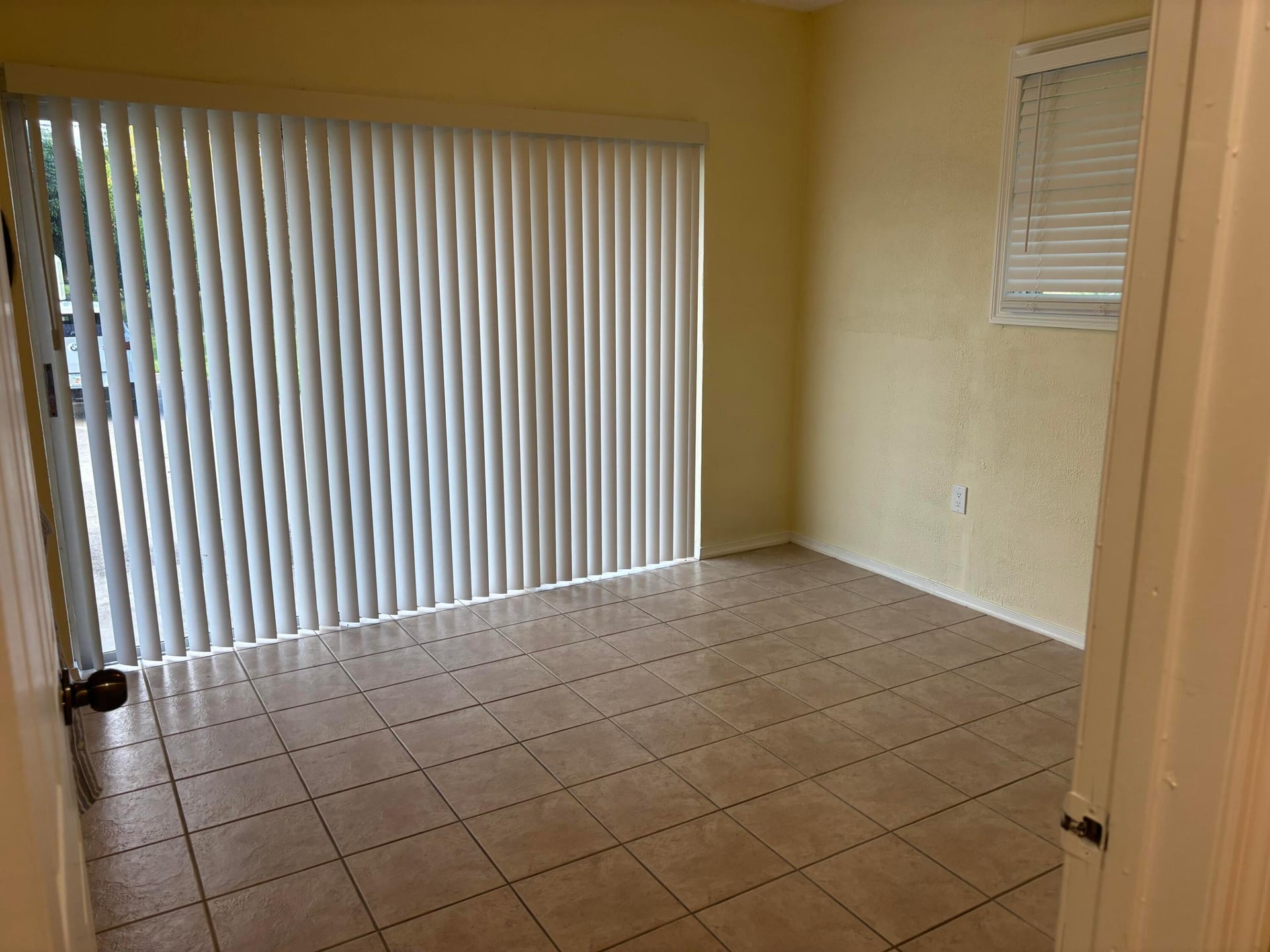 Residence photo 2