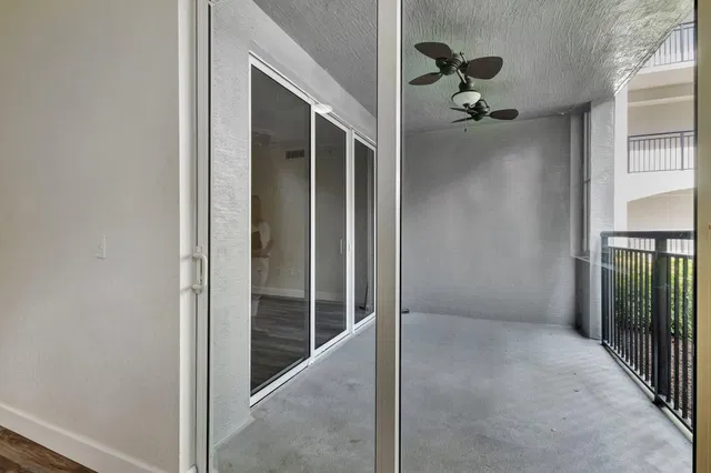  Unit 2124 photo 19