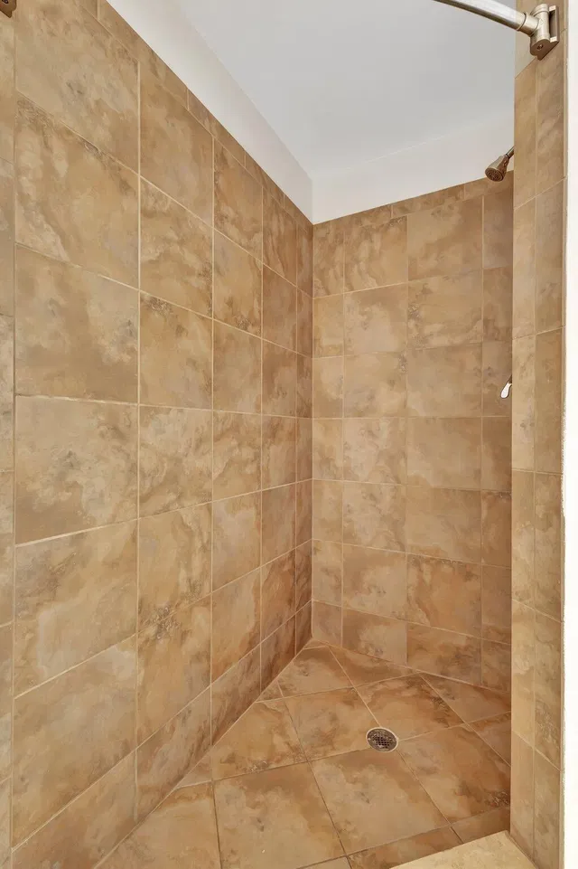  Unit 2124 photo 21