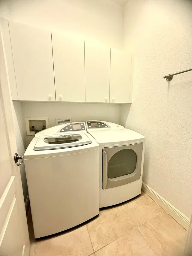 Residence photo 15