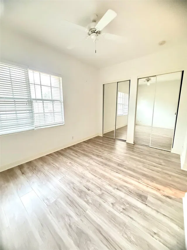 Residence photo 17