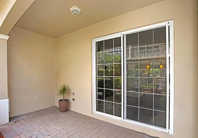 Residence photo 29