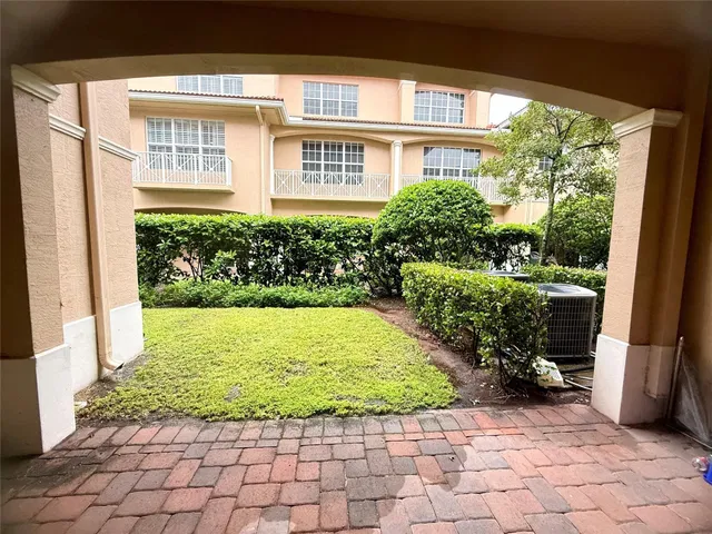 Residence photo 30