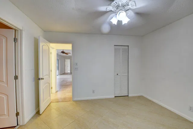  Residence photo 15