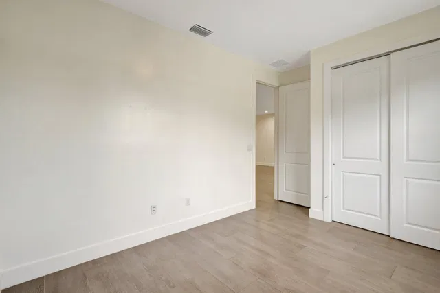  Residence photo 15