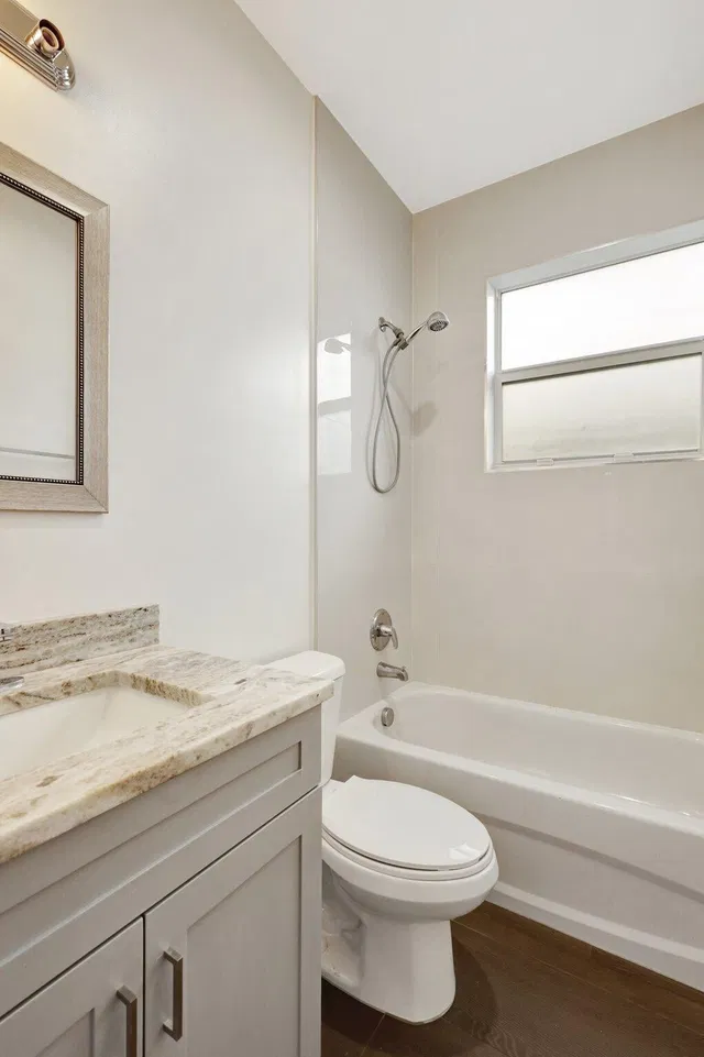 Residence photo 17