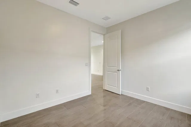  Residence photo 20