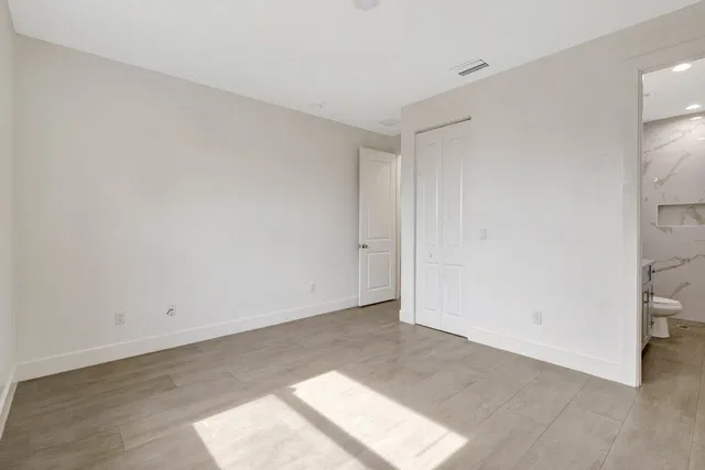  Residence photo 24