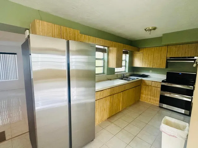  Residence photo 5