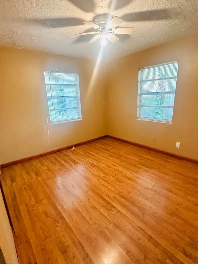  Residence photo 14