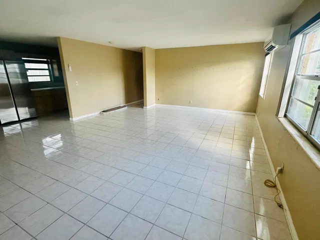  Residence photo 17