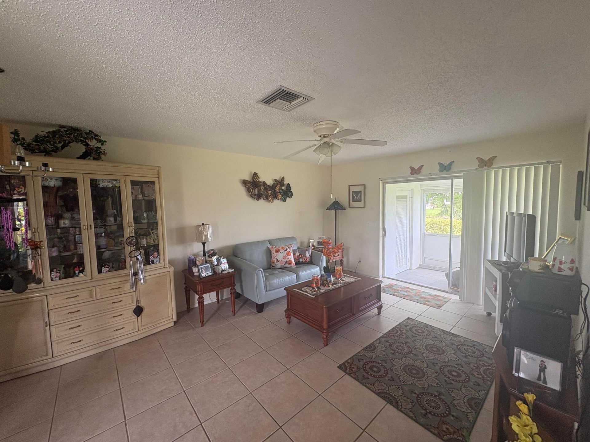 Unit C photo 6