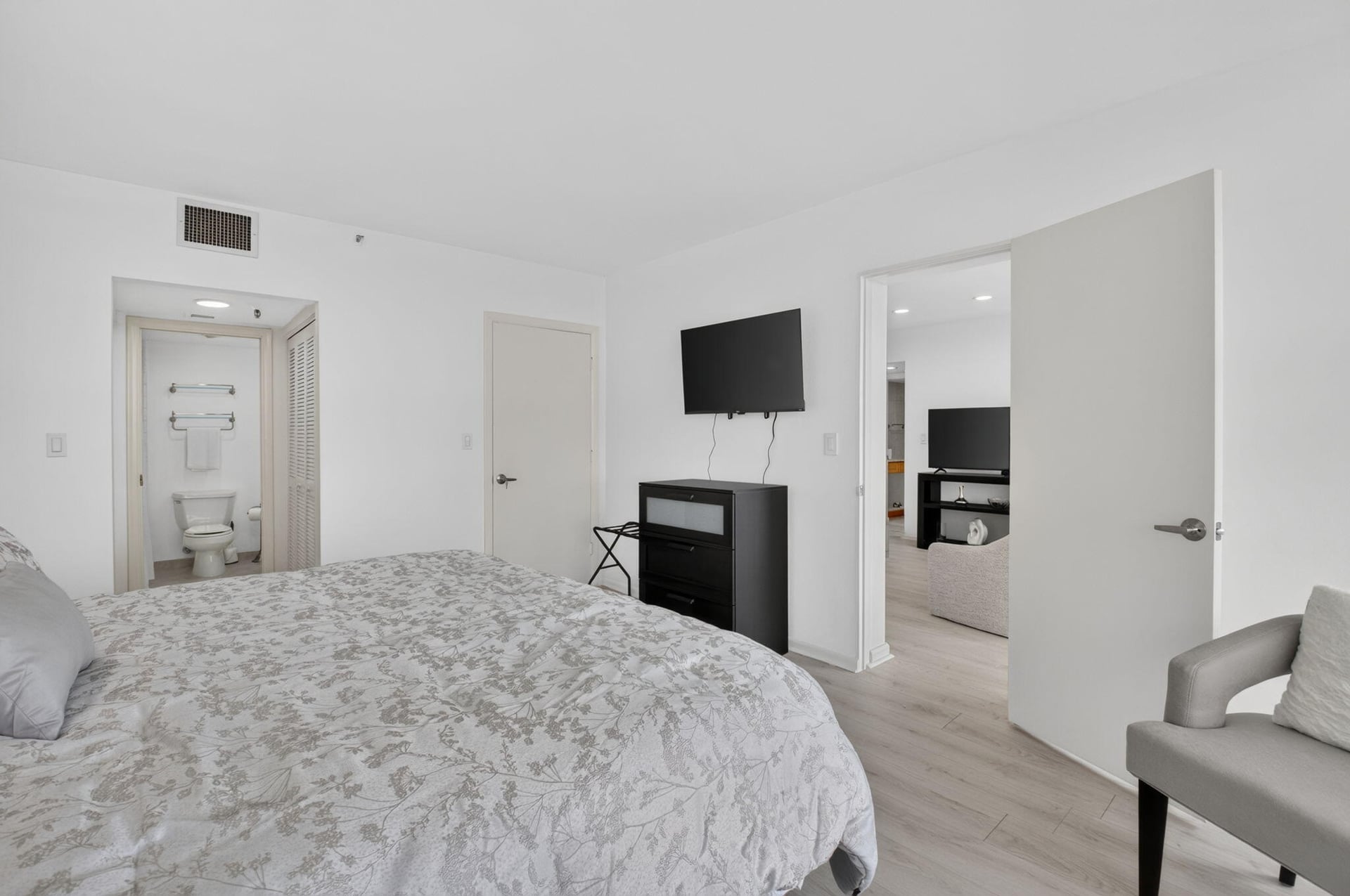 Boca West Country Club Unit 2076 photo 10