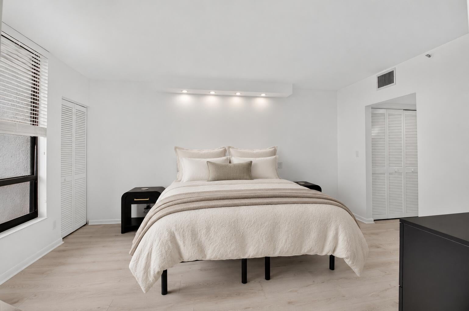 Boca West Country Club Unit 2076 photo 12