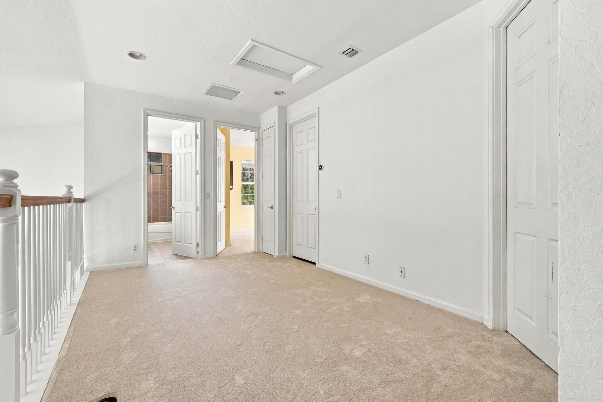 Residence photo 6