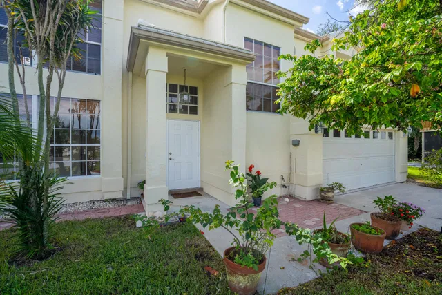 Residence photo 6