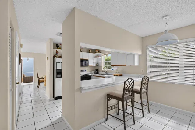 Residence photo 18