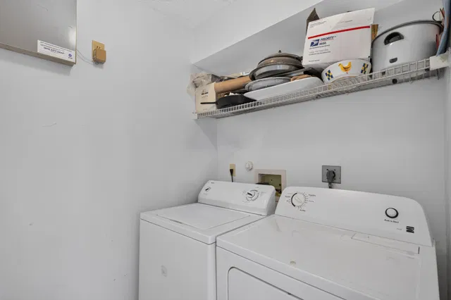 Residence photo 19
