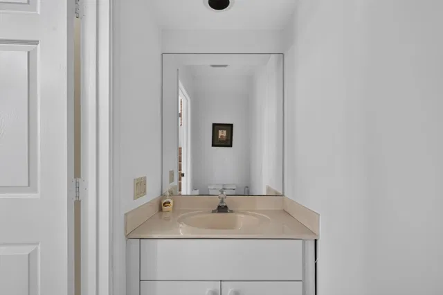 Residence photo 24