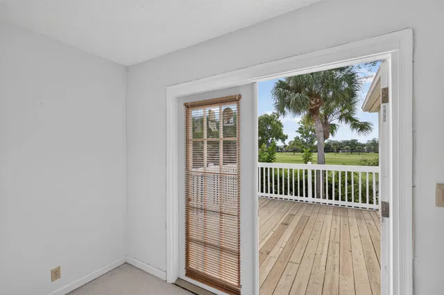 Residence photo 38