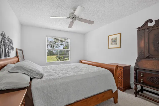 Residence photo 42